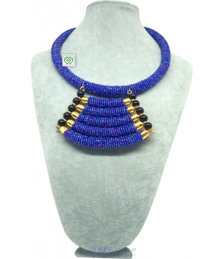 Collier en perle: Flora Collier en perle: Flora